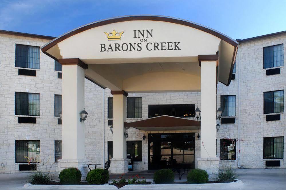 Hotel On Barons Creek Fredericksburg